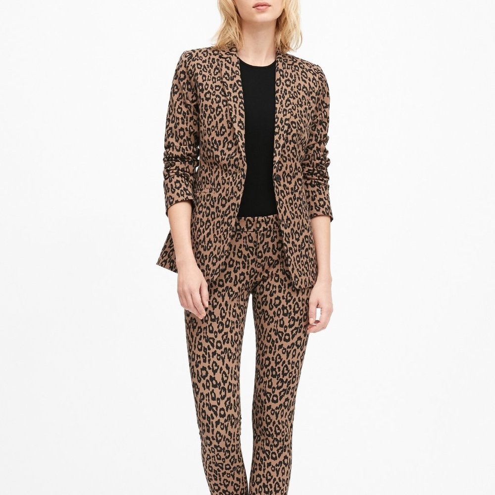 Banana Republic Long and Lean Blazer - size 8 Tall